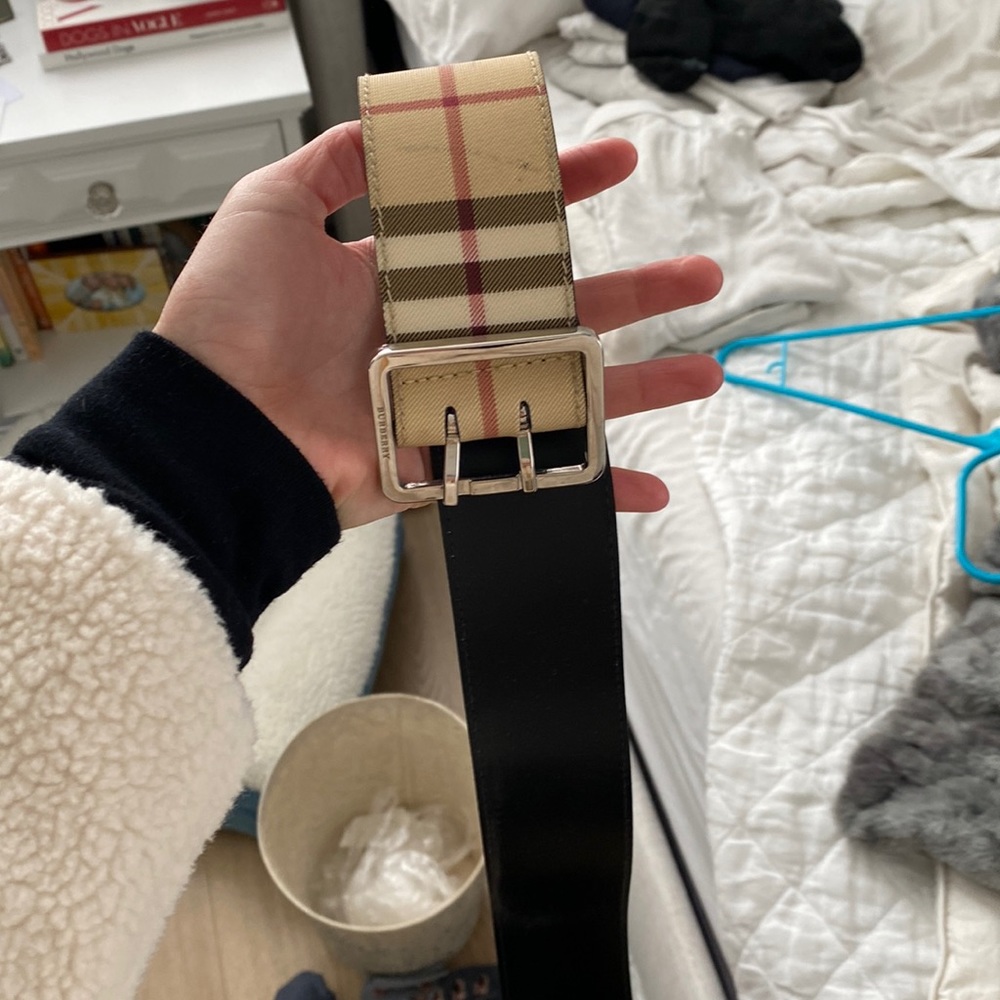 Burberry belt - authentic